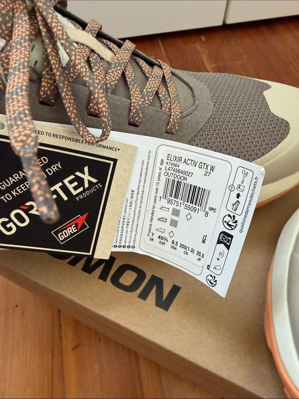Salomon women's sneakers in brown, cream & orange accents - Picture 6 of 6